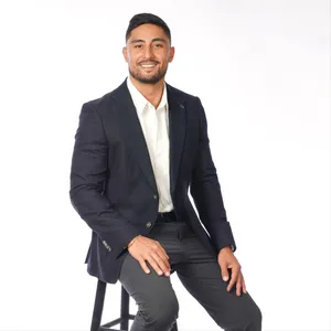 Andres Dubov, Real Estate Advisor